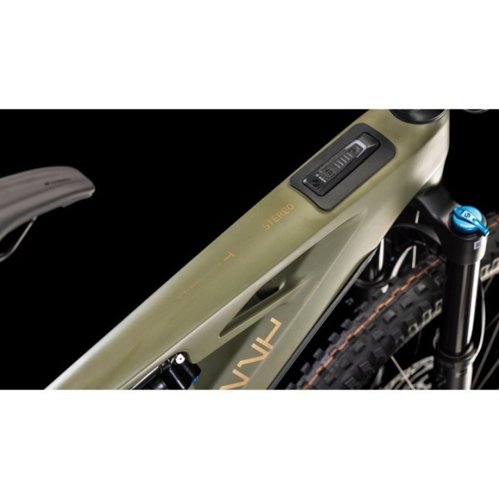 Stereo Hybrid ONE77 HPC TM 800