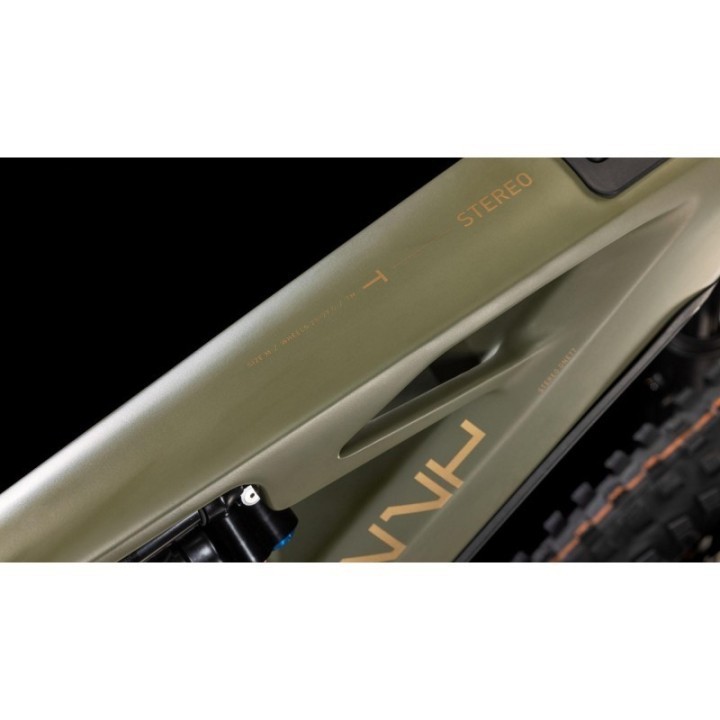 Stereo Hybrid ONE77 HPC TM 800