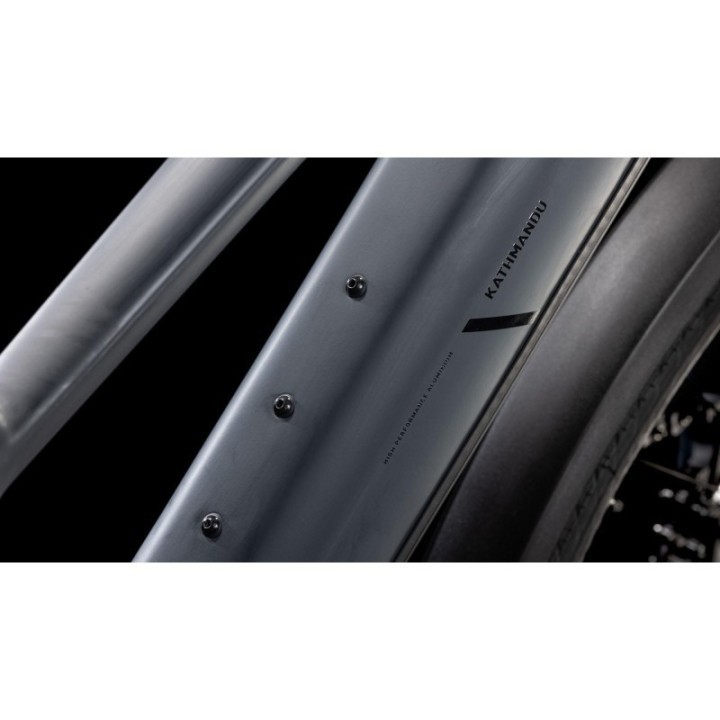 Kathmandu Hybrid ONE 600