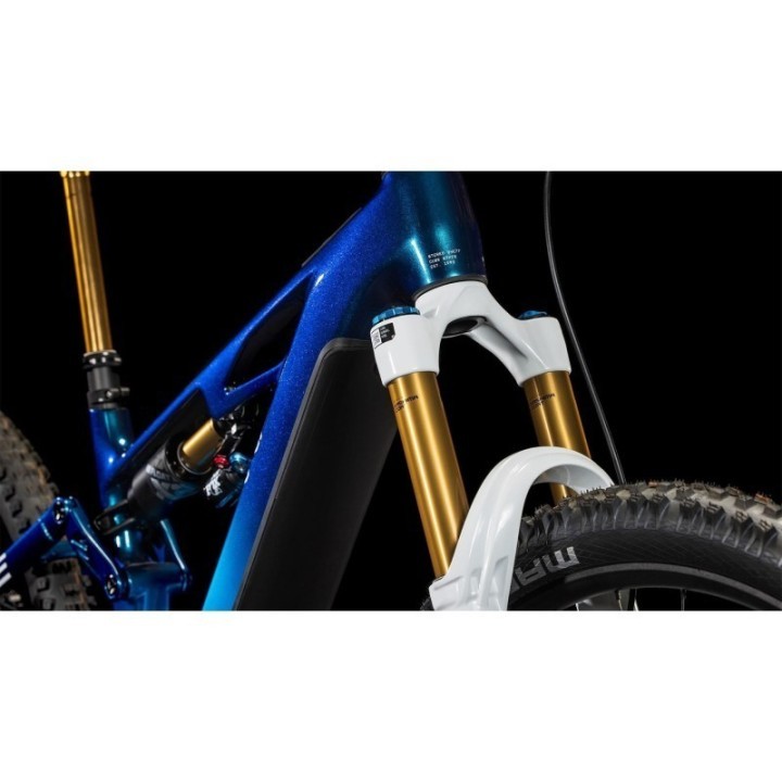 Stereo Hybrid ONE77 HPC AT 800