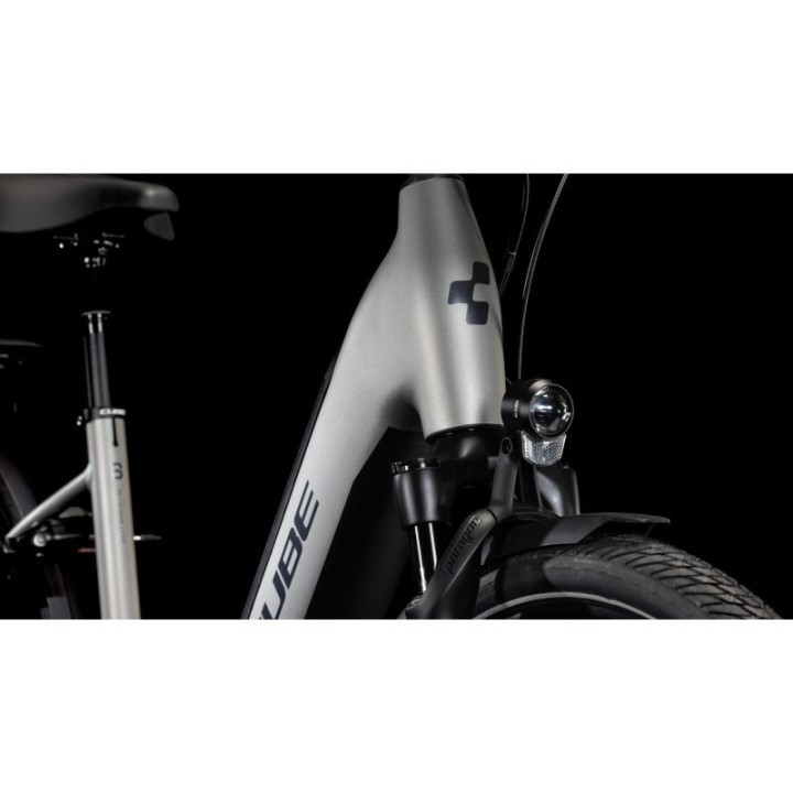 Supreme Hybrid SLX 625