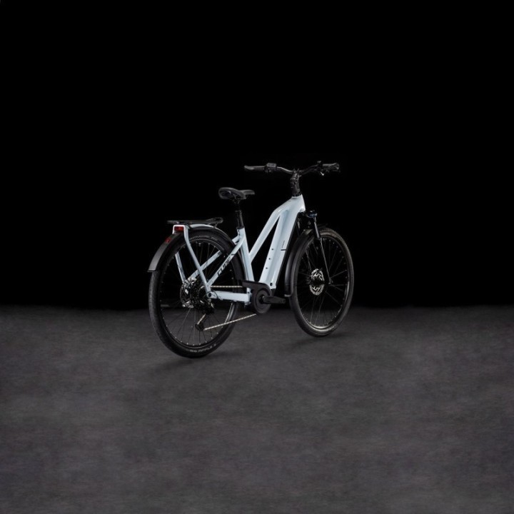 Kathmandu Hybrid ONE 800