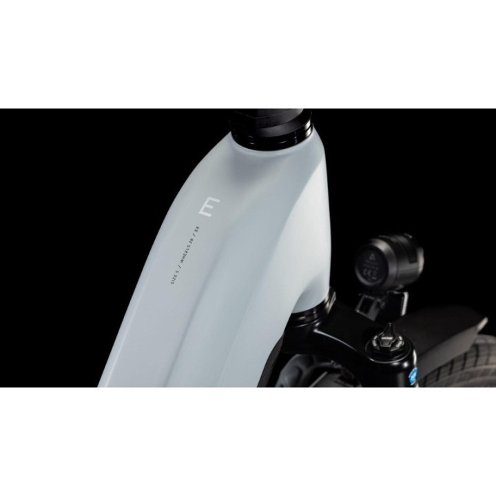 Kathmandu Hybrid EX 800