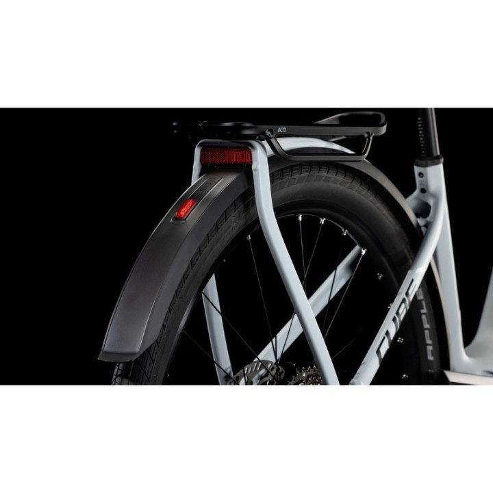 Kathmandu Hybrid EX 800