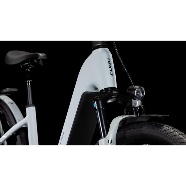 Kathmandu Hybrid EX 800