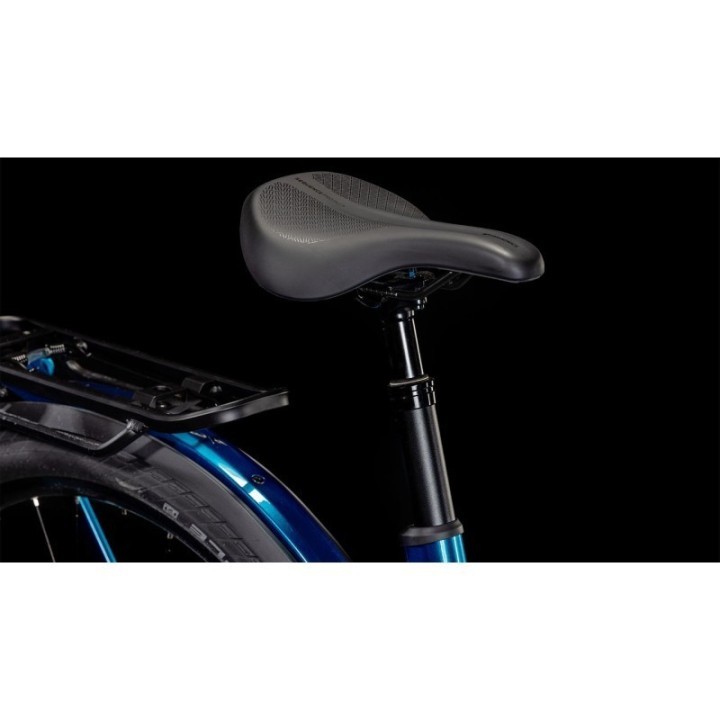 Kathmandu Hybrid EX 800