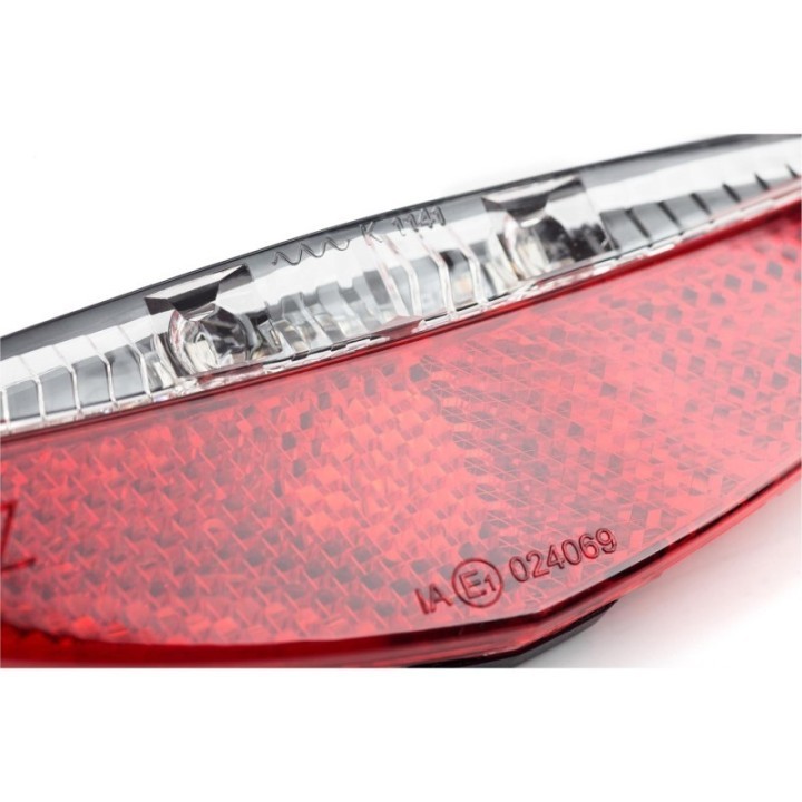 Éclairage LED pour vélo Dynamo TOUR StVZO conformé