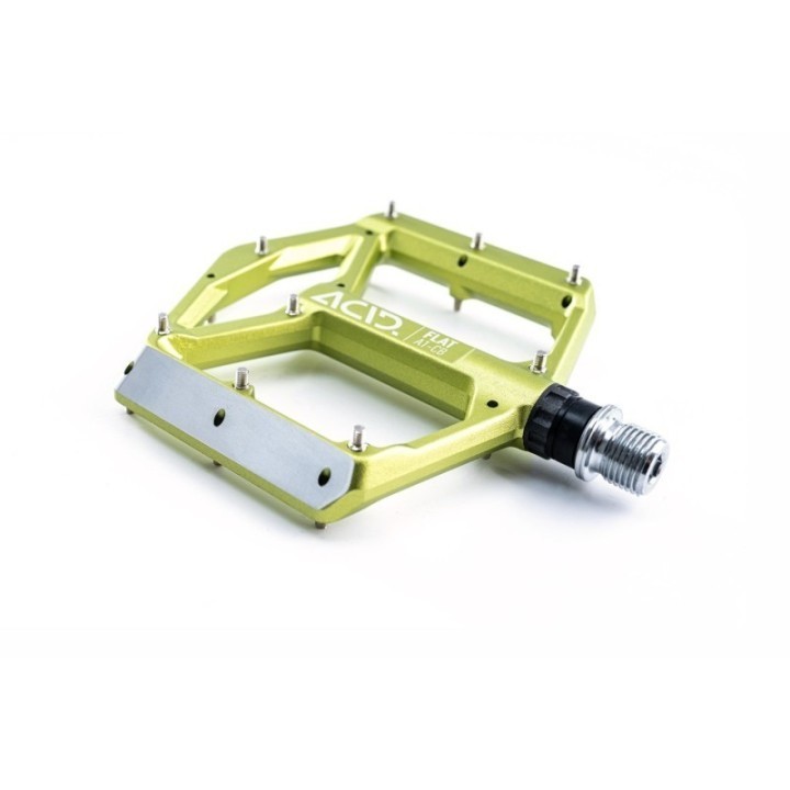 Vélo de montagne : Adrenaline et sensations fortes avec ACID FLAT