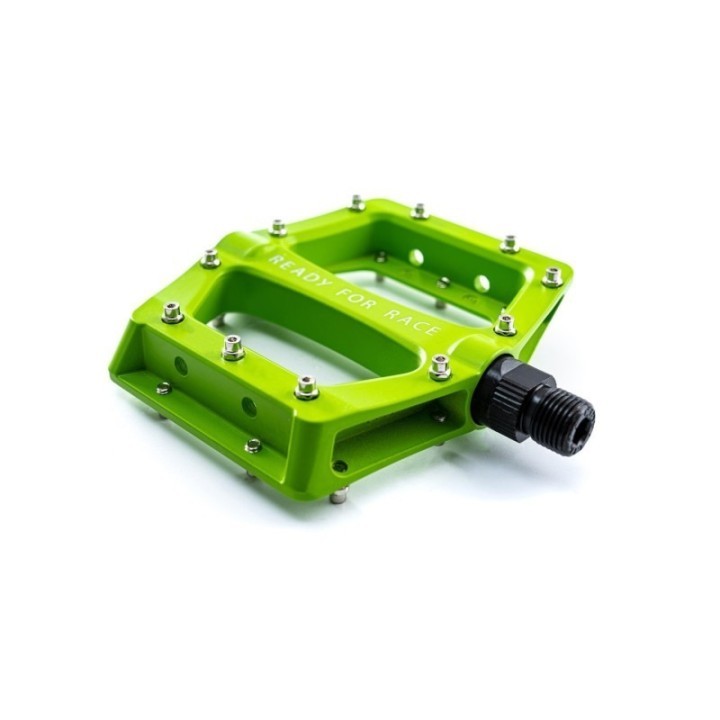 Pédales plates en aluminium léger avec axe CrMo pour un meilleur contrôle