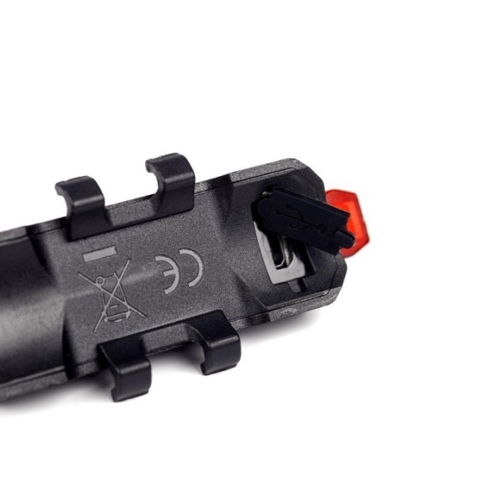 Méta title : RFR Power Light Set USB avec LED Cree XPE 3W