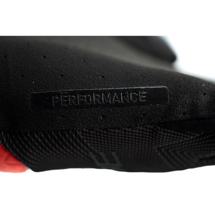 Gants élégants et résistants pour les gamers