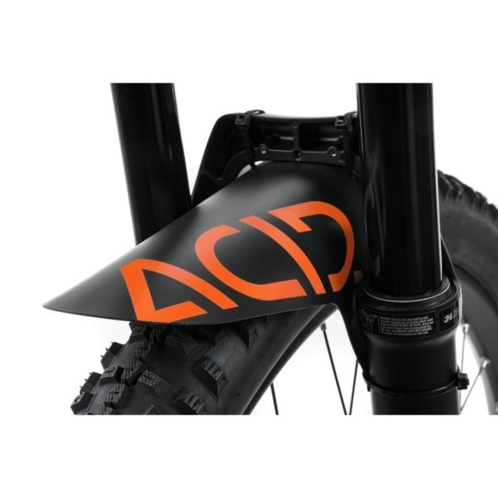 Conduisez dur avec ACID Downhill : protège votre véhicule et restez propre