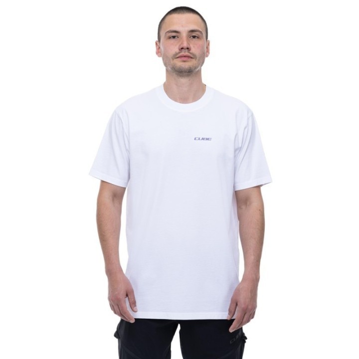 Porter l'amour avec CUBE, vibrations post-race élégantes