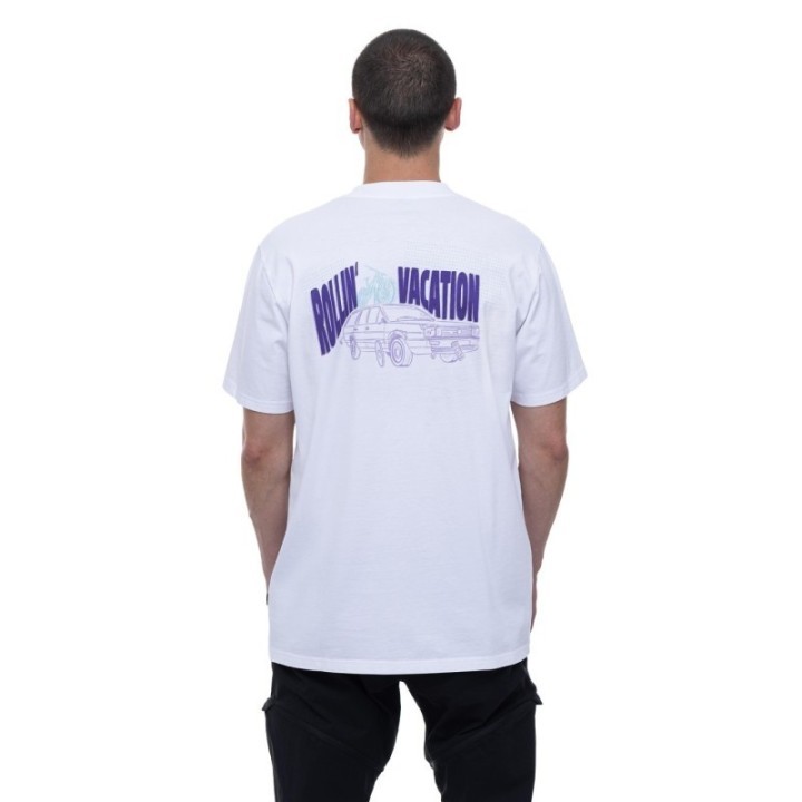 Porter l'amour avec CUBE, vibrations post-race élégantes