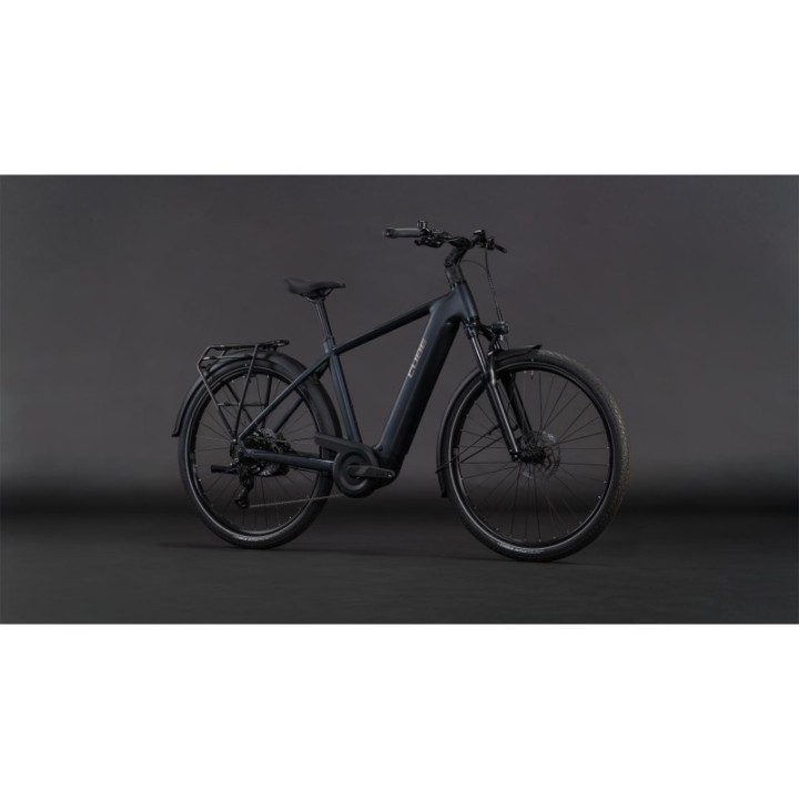 Touring Hybrid ONE 600 : vélo polyvalent pour voyageur