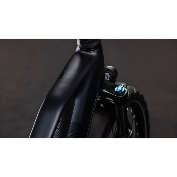 Kathmandu Hybrid Pro 800