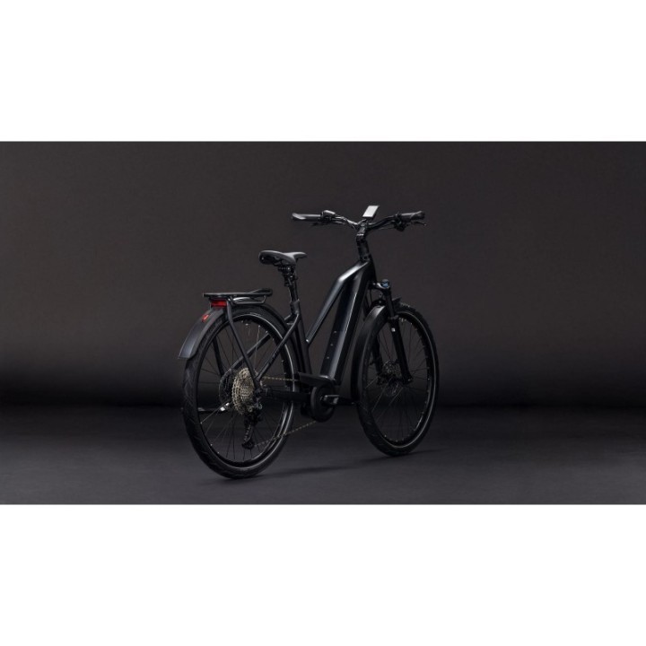 Kathmandu Hybrid Pro 800