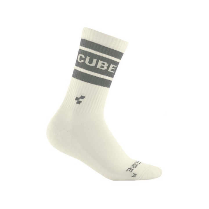 Chaussettes After Race pour un après-velo en style